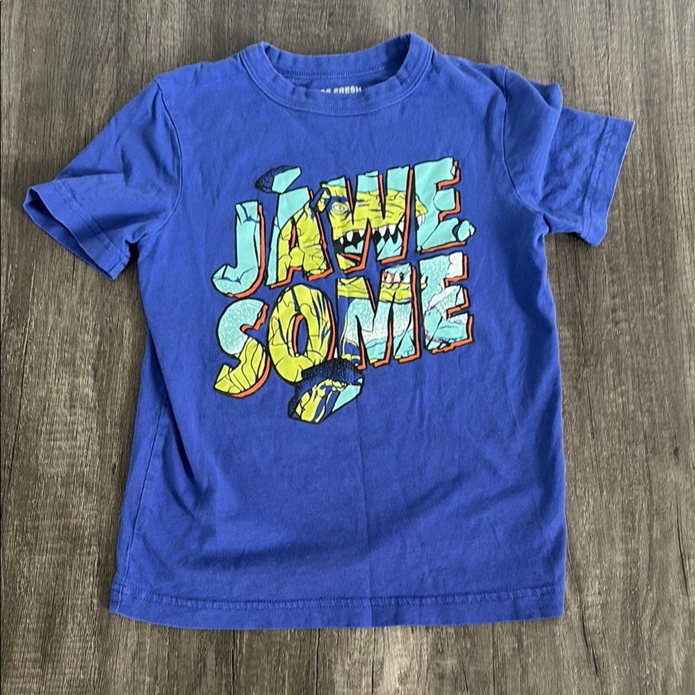 Bundle and save! 6/50 💰 Casual shark t for kids